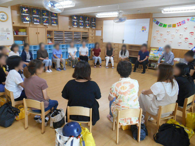 ぞう組 保育参観と給食懇談会_e0148419_14163629.jpg