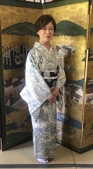 ランチ会・夏小紋にまいづる夏名古屋帯・9月の単衣にも。_f0181251_16080372.jpg
