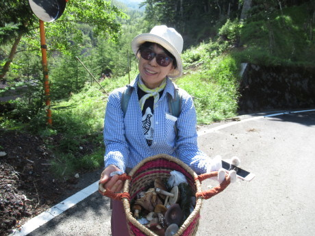 2019年９月6-7日山中湖大倉山荘ベースにキノコ狩り、バーベキュー_c0242406_13150695.jpg