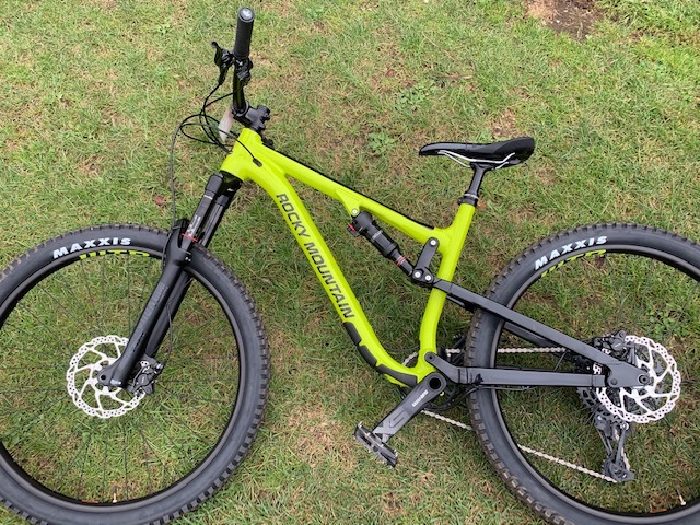 RockyMountainBikesの試乗会へ。_e0069415_21585557.jpg