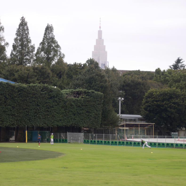外苑前をオールドレンズと一緒に_c0060143_18543824.jpg