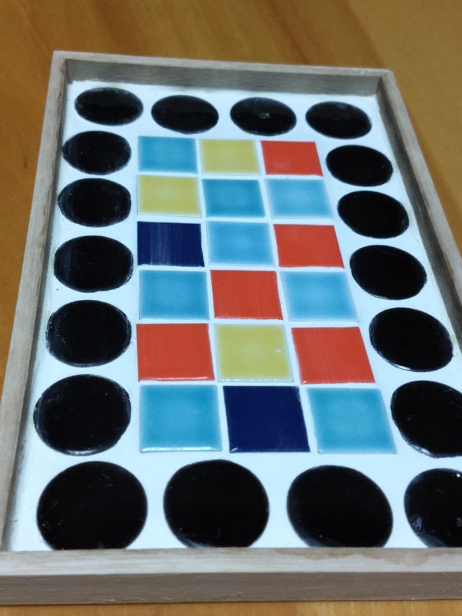 タイルを使ったDIY・・..._e0356469_23264209.jpg