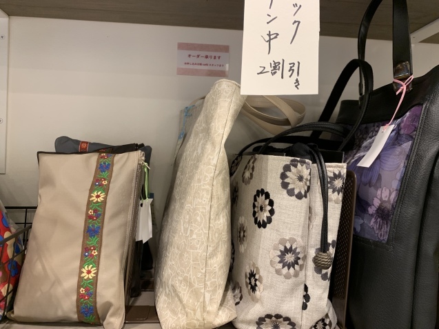 今月のアトリエ小箱 その1_c0367631_14014366.jpeg