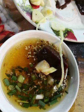 タイで生レバーとユッケを食べる ラーン ラップ ラップ イサーン料理&レバ刺し_a0007462_00530715.jpg