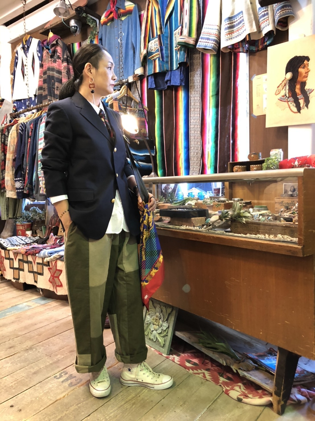 大人のリメイクパンツコーデ_a0108963_07050975.jpeg