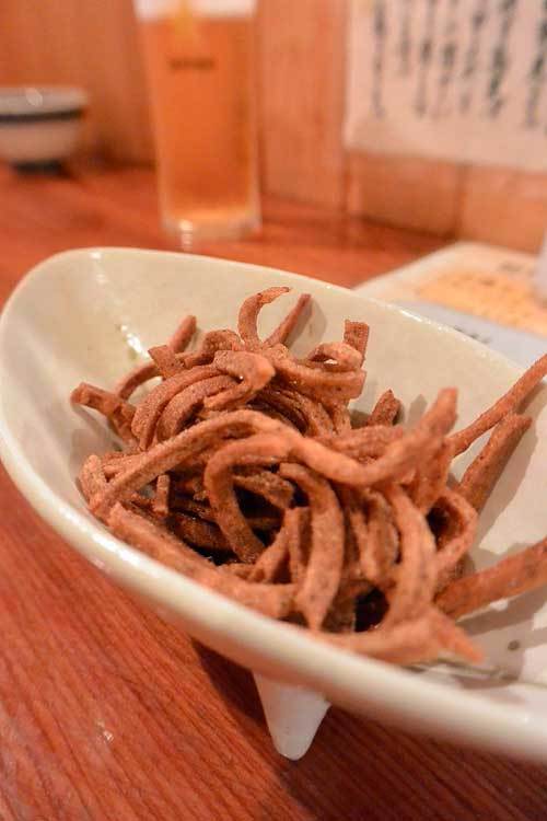 【(東京グルメ)新宿「粗挽き蕎麦 トキ」で「長珍」の燗酒呑み比べ!!】_a0005436_19250324.jpg
