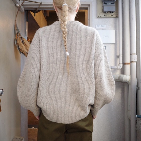 camel sweater_d0364239_19522839.jpg