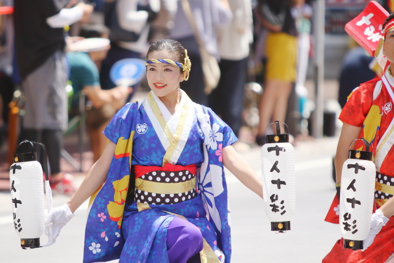 第66回よさこい祭り 本番1日目 愛宕競演場 十人十彩 その1_a0077663_13341172.jpg