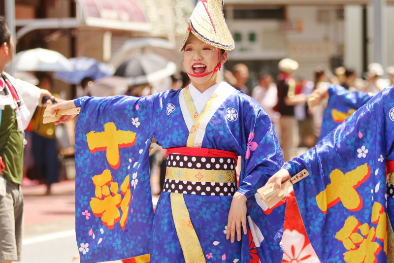 第66回よさこい祭り 本番1日目 愛宕競演場 十人十彩 その4_a0077663_13410802.jpg