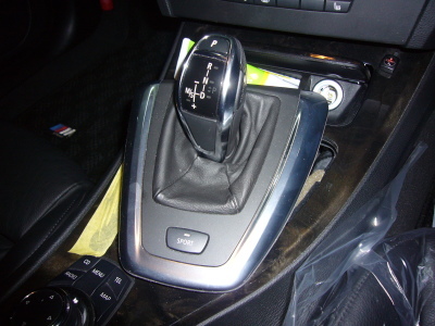 Bmw 335クーペ ｅ９０ シフトレバー修理 掛川 中央自動車 輸入車整備はおまかせください