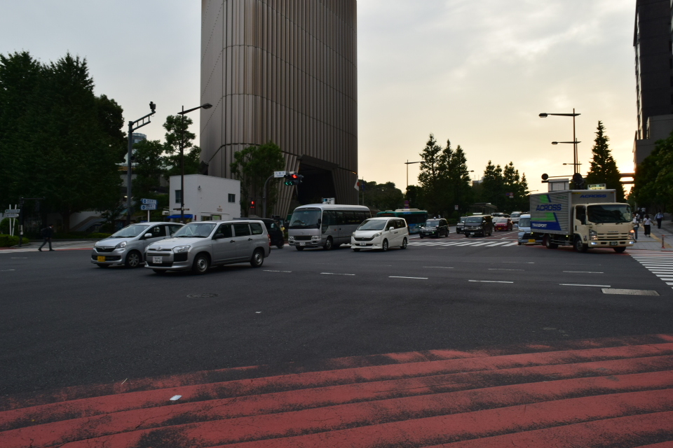 不動貯金銀行九段支店(建築家・関根要太郎作品研究)_f0142606_11081747.jpg