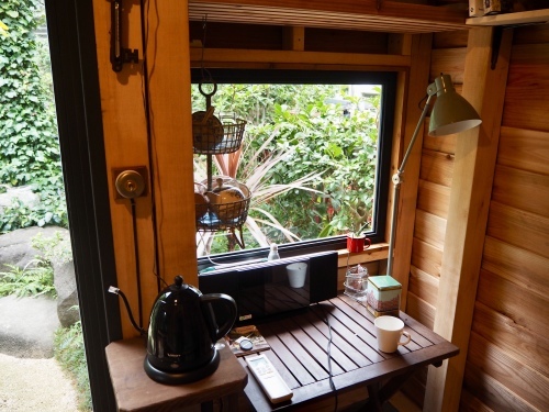 3畳の小屋の中 : daisy＆bee の多肉でガーデニング