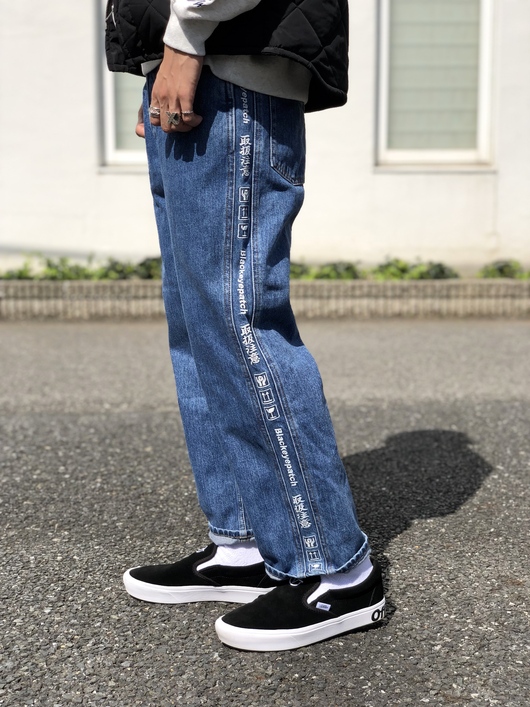 BLACK EYE PATCH - 2019 A/W Street Style. : dogdays BLACK EYE PATCH - 2019 A/W Street Style. : dogdays