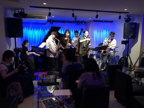 広島 Jazzlive Cominジャズライブカミン 10月1日のライブは外せません!_b0115606_12144968.jpeg