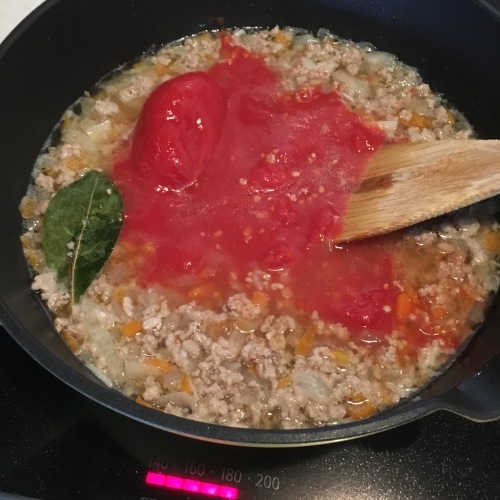 簡単でおいしい!ぜったい助かる作り置き「ミートソース」_e0345163_16350758.jpg