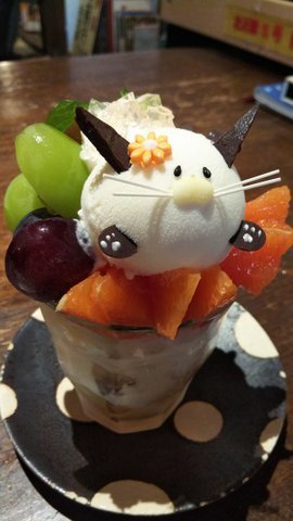2019.09.19久しぶりのにゃんこパフェ_e0410498_17451782.jpg