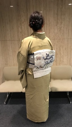 ランチ会・絞りの夏着物に鱗帯・コンサートへもご一緒に。_f0181251_18530603.jpg