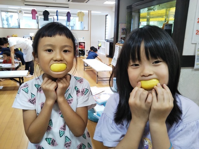 f0225094_11075443.jpeg