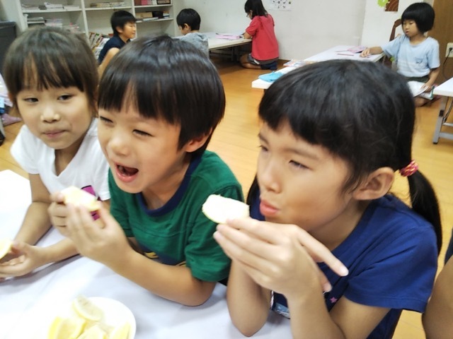 f0225094_11080279.jpeg