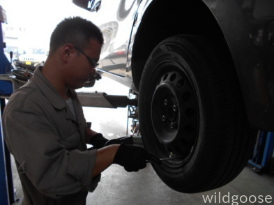 NHP10アクア 車検整備中(☆∀☆) _c0213517_15490890.jpg