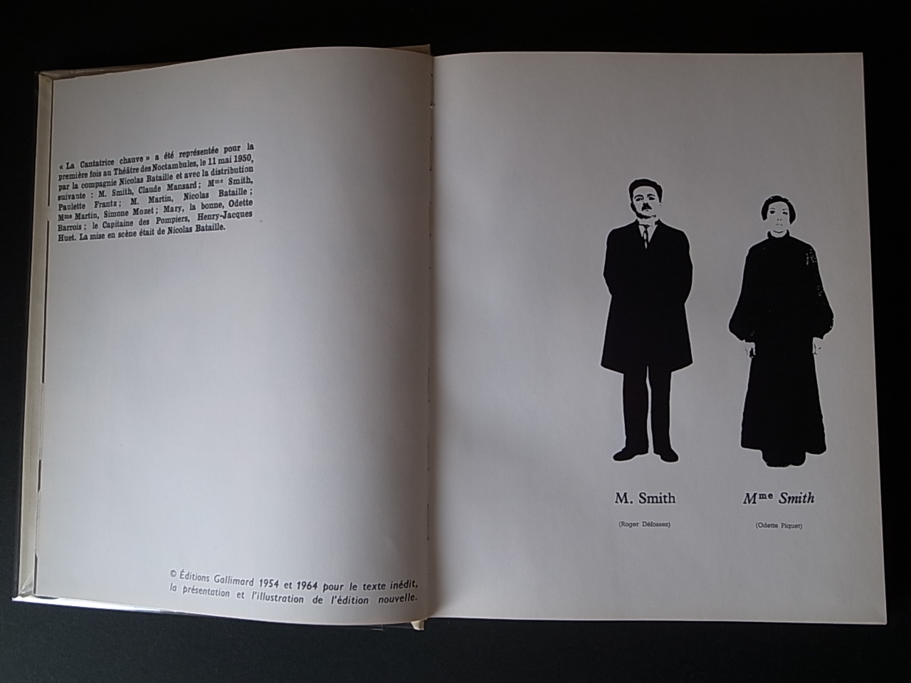 LA CANTATRICE CHAUVE / Eugene Ionesco, Massin (Typography), Henry Cohen (Photography)_a0227034_14201876.jpg