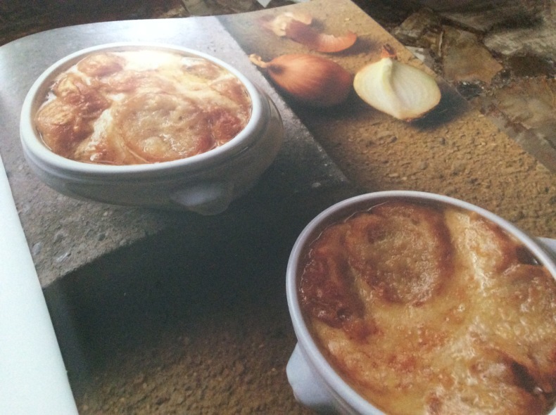 Gratinée lyonnaise_f0380954_23161726.jpeg