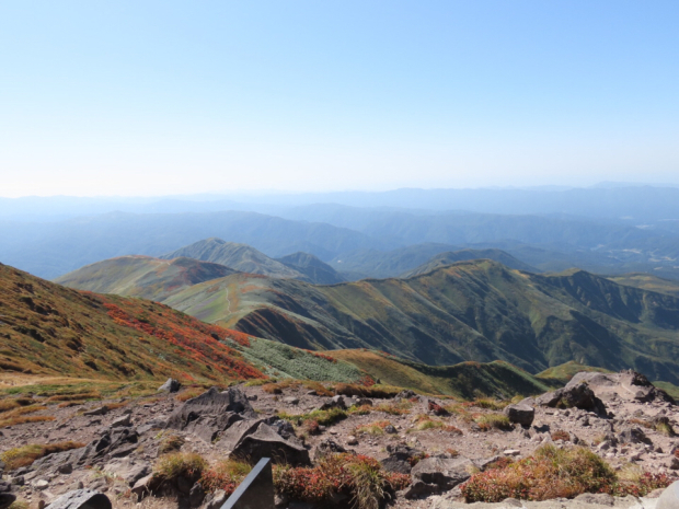 月山、天上の錦_a0091680_23092873.jpg