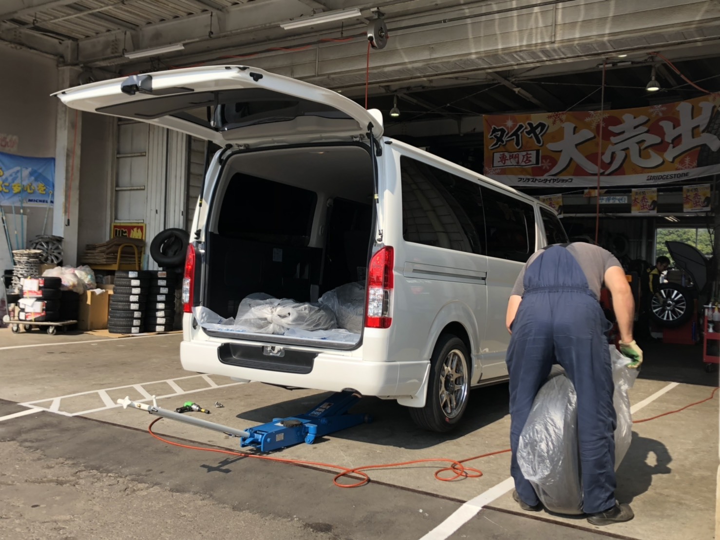10月2日(水)本店ブログ♪ ベンツS63 H27年車新入庫です✨ ランクル ハマー アルファード_b0127002_16083722.jpg