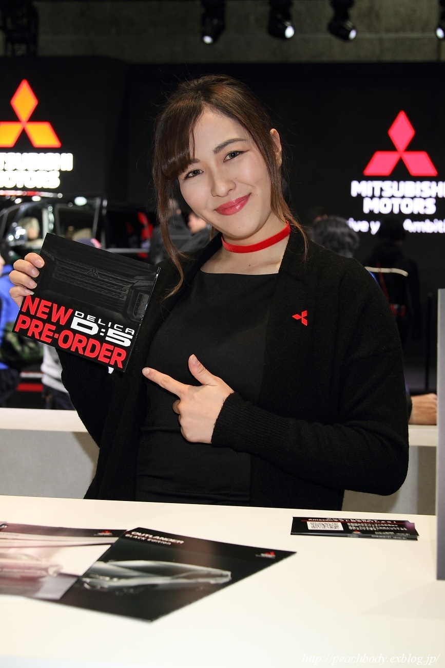 くろかわかなで さん 三菱自動車 ブース Peach Body