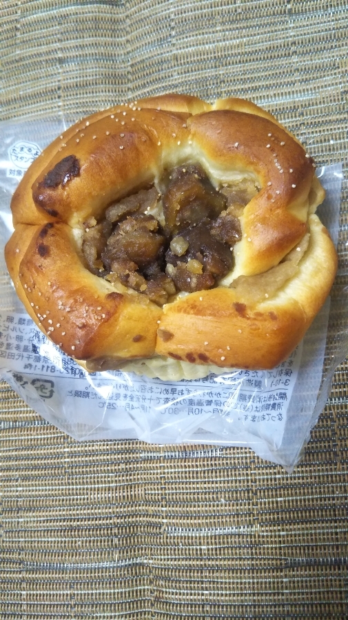 ローソン くりブレッド_f0076001_23442611.jpg