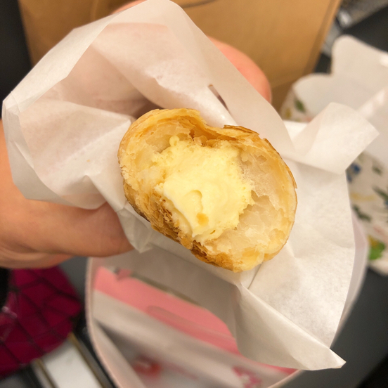 新千歳空港 小笠原で買った 六花亭 さくさくパイ あれも食べたい これも食べたい ex 新千歳空港 小笠原で買った 六花亭 さくさくパイ あれも食べたい これも食べたい ex