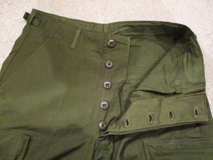 60\'s　Jungle　Fatigue　Pants　Non-Rip　DEAD　STOCK　NOS_e0187362_11360783.jpg