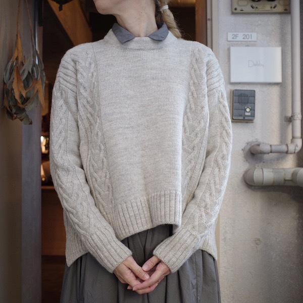 そろそろ CABLE SWEATER の 季節 かし ら _d0364239_19582390.jpg