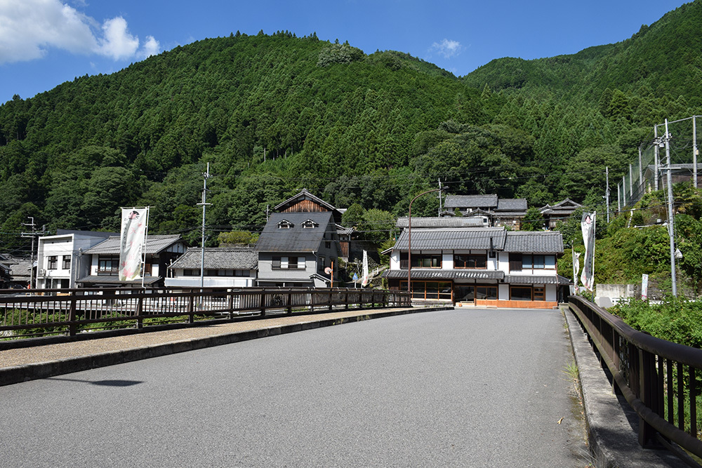 天誅組の足跡を訪ねて。　その１８　「鷲家口古戦場～出合橋」_e0158128_19313929.jpg