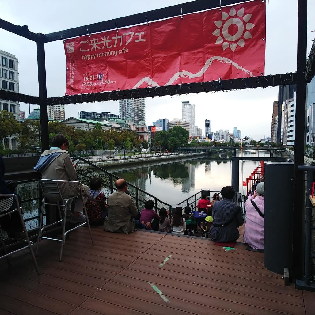 淀屋橋の日の出、朝潮橋の日の入り_a0098418_16501726.jpg