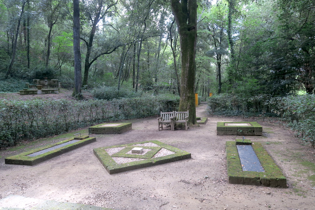 f0234936_892229.jpg