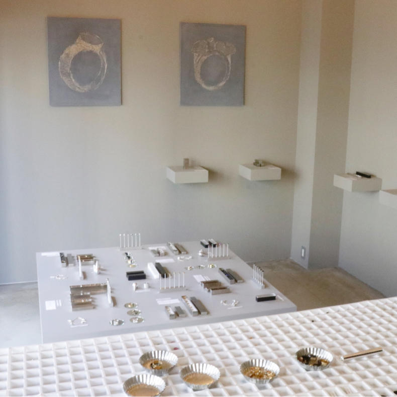 Small Factory Ring Exhibition Vol.9 \"Focus on Roulette\" at KOCA がかっこいい!_c0060143_11290467.jpg