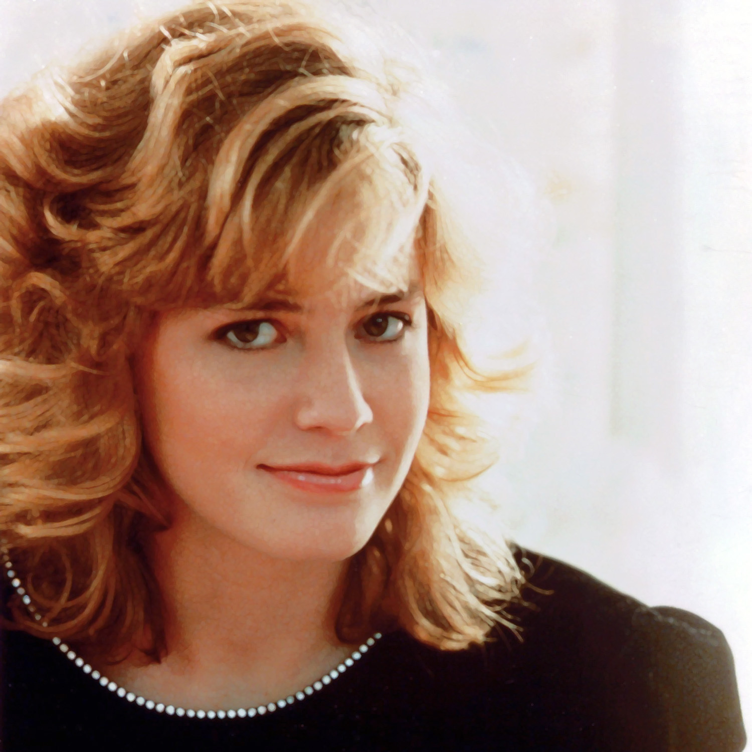 エリザベス・シュー（Elisabeth Shue）・・・美女落ち穂拾い191006_e0042361_19241338.jpg