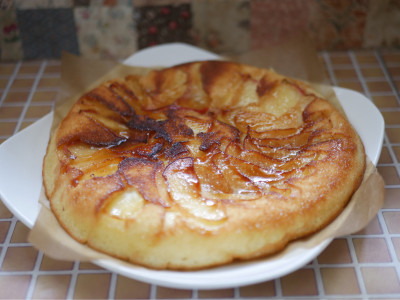 カラメルアップルケーキ 焼いてみました 勉強 畑 ときどき野球
