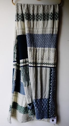 新入荷お洋服のご案内 & 頼もしワン_e0167795_12375525.jpg