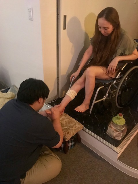 リハビリ始まりましたー。_a0050302_11474224.jpg