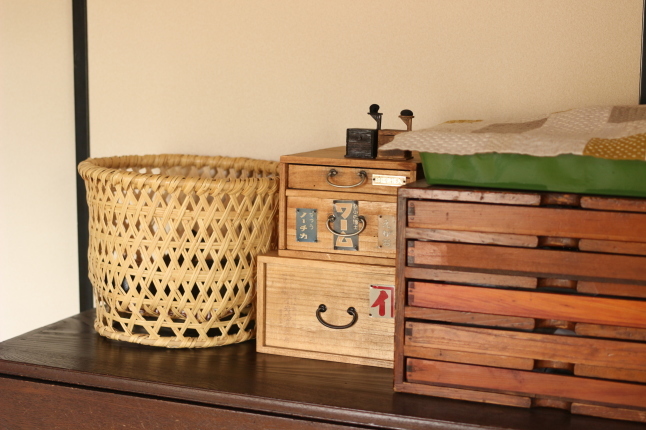 薬屋さんで使っていた道具箱古道具小引き出し