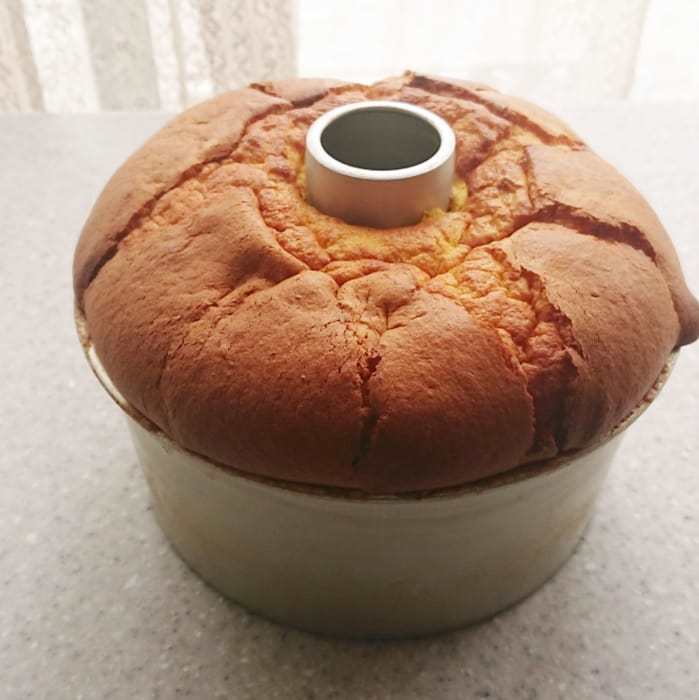 シフォンの焼き上がりの形を考察_a0113430_17144684.jpg