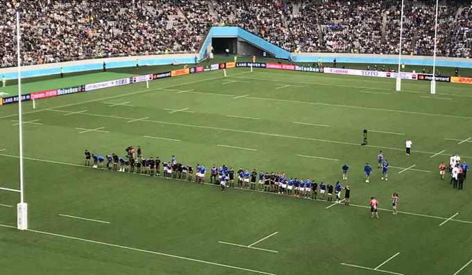 最後のワールドカップ現場観戦で誠実な敗者を見た_d0027243_12022341.jpg