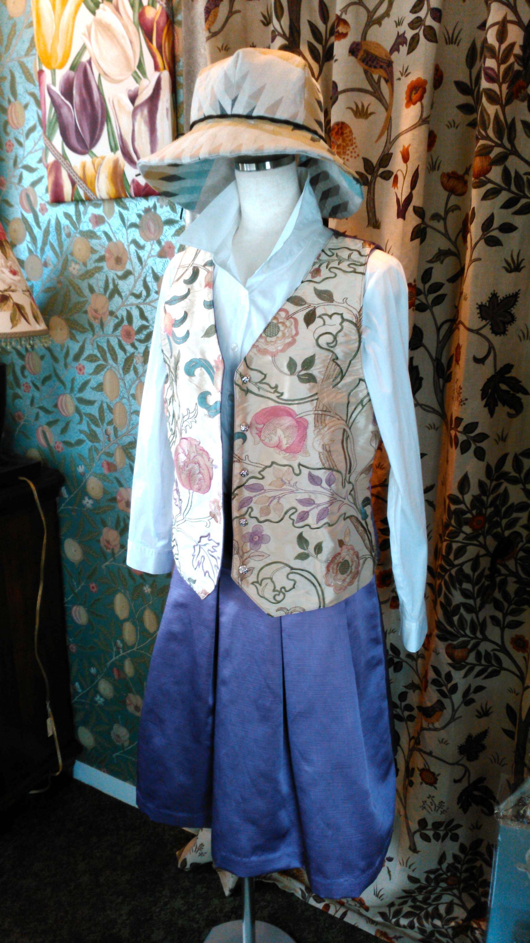 モリスの洋服_c0157866_15341258.jpg
