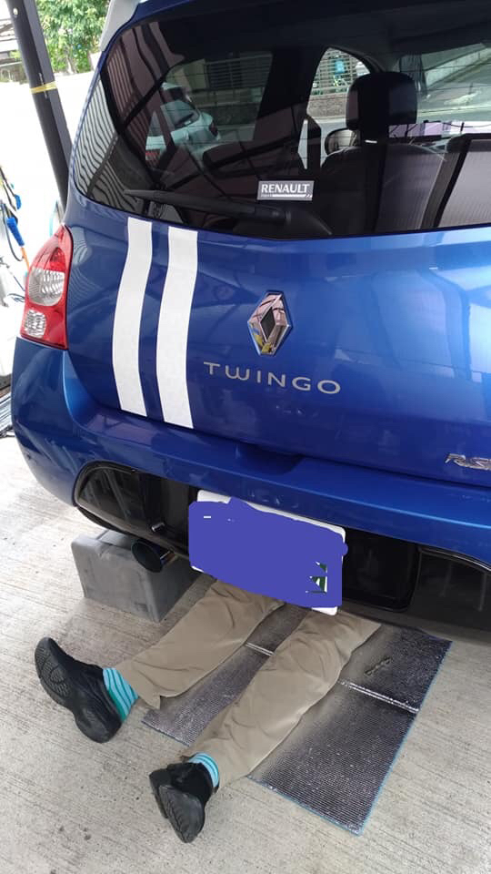 トゥインゴ2/RSゴルディーニ アーシング施工_f0032891_09491527.jpg