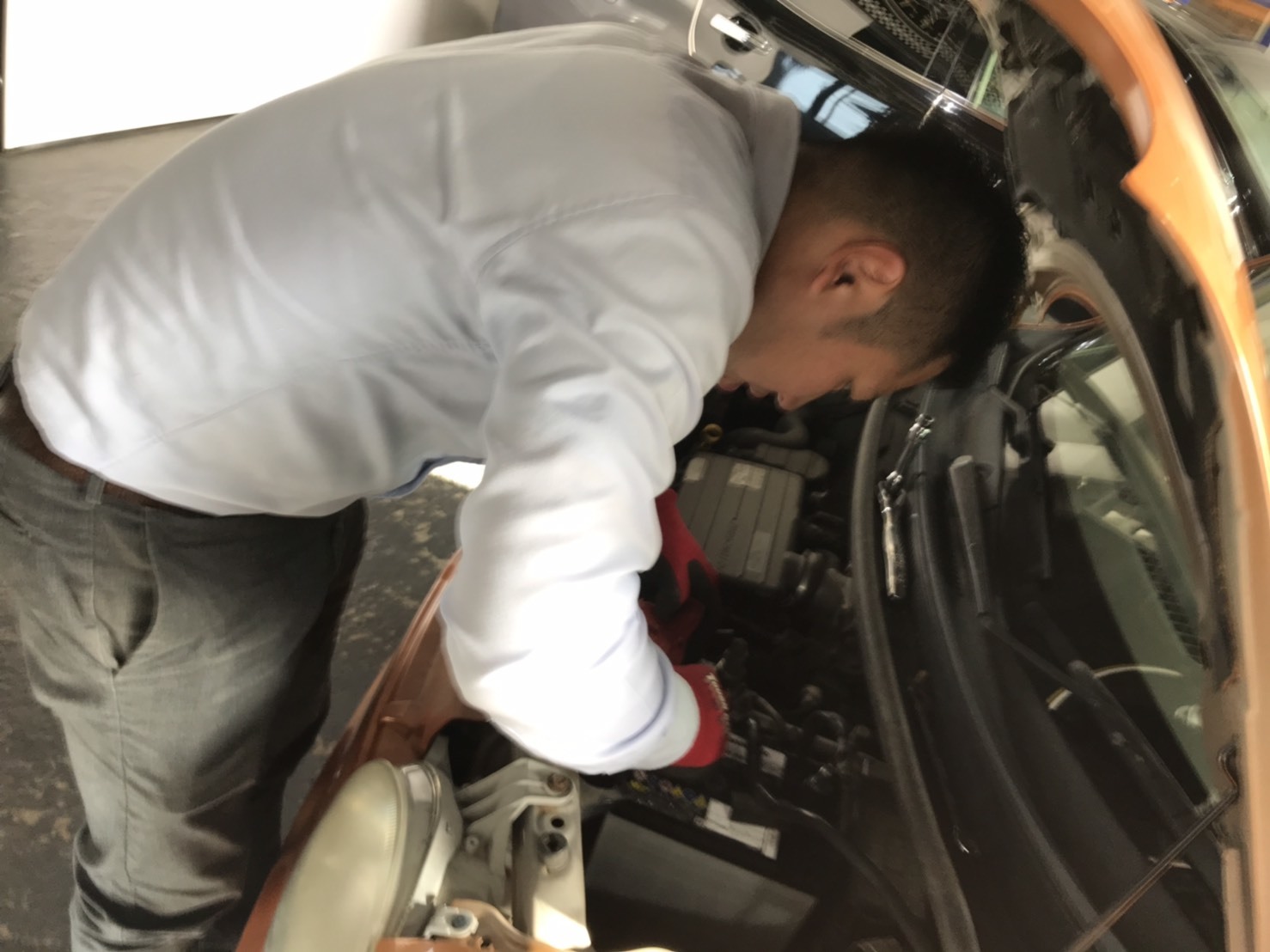 10月9日(水)TOMMYBASEブログ☆在庫車カスタム製作中!フーガ♪レクサス♪レガシィ♪自社ローン♪ローンサポート♪_b0127002_15162902.jpg