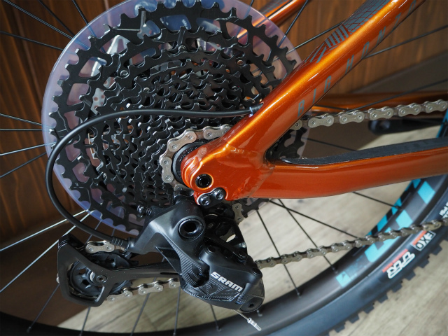 2020 KONA BIG HONZO DL入荷してます!_c0225621_11331566.jpg