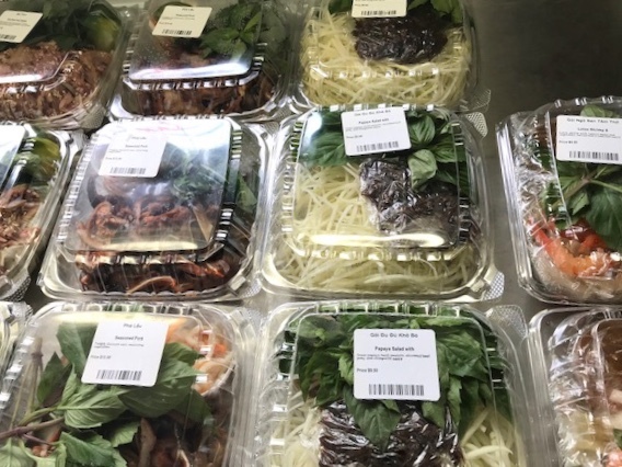美味しいバインミーがあるお惣菜屋さんへ _d0269832_21270534.jpeg