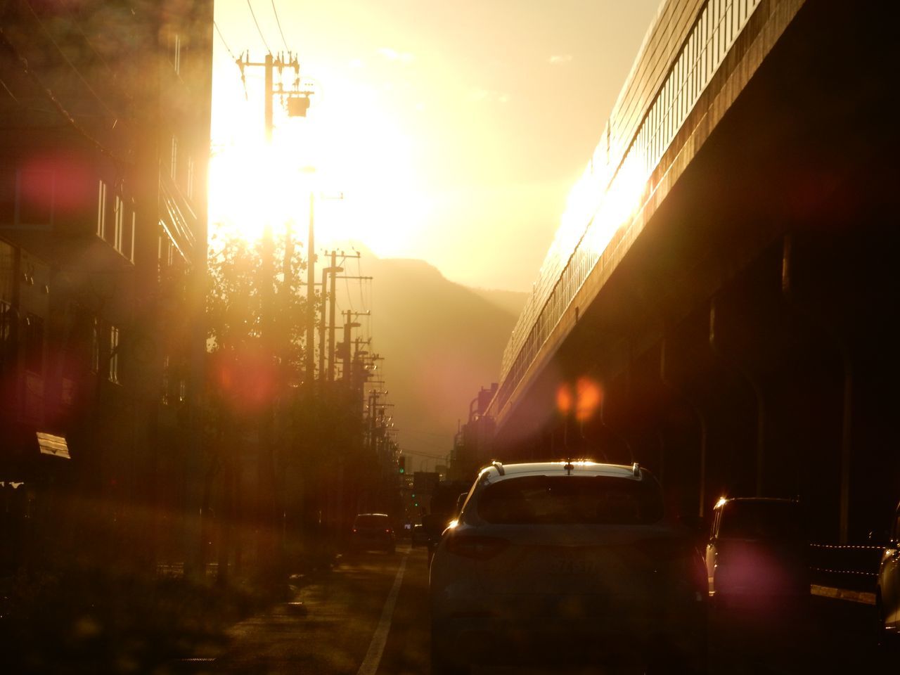 久々に見た手稲山頂への落日_c0025115_23424631.jpg
